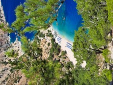 KARPATOS APELLA BEACH KARPATOS APELLA BEACH