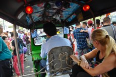 tuk tuk tuk tuk