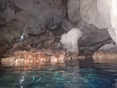 PODZEMNA JAMA FILIPINI PODZEMNA JAMA FILIPINI