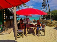 Ko Lipe nice bar