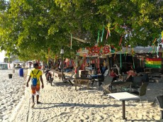 Pantai Chenang najlepsa plaza Langkawi