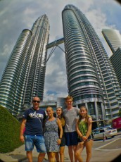 Petronas Twin Towers najvecja znamenitost Kuala Lumpurja