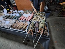 GILI TRAWANGAN NIGT FOOD MARKET1