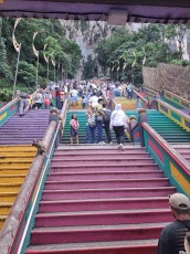 KUALA LUMPUR BATA CAVES3