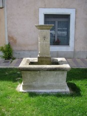 ANTICNA FONTANA AUBAIS