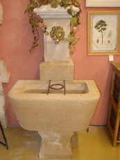 ANTICNA FONTANA GRIMAUD