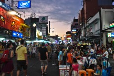 TAJSKA - 2015 nakupovanje v Bangkoku